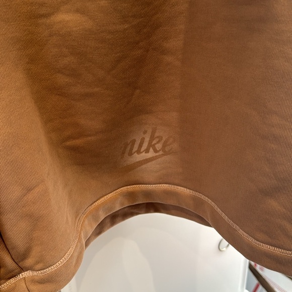 Nike Shorts - Picture 2 of 4